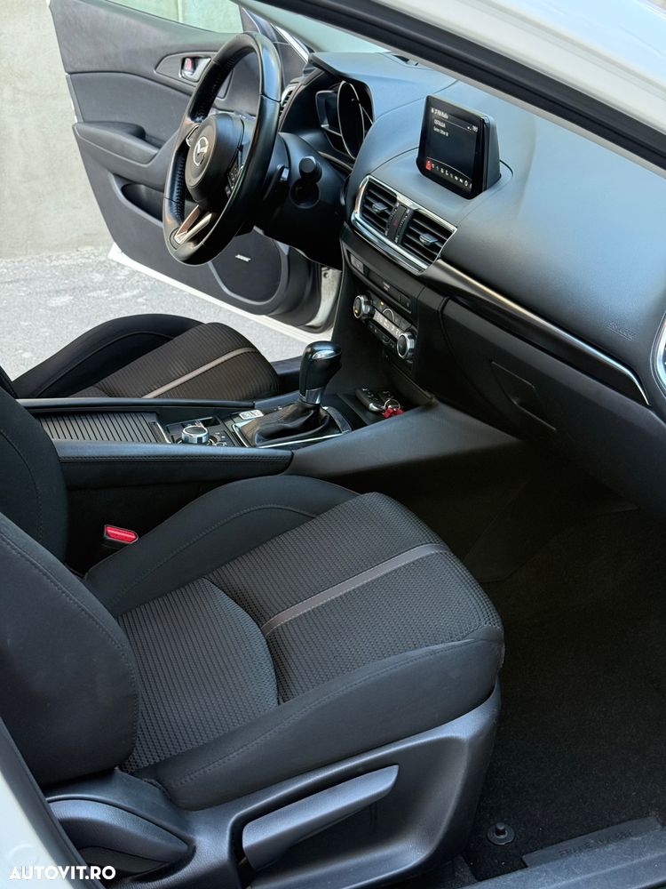 Mazda 3 G120 AT Revolution - 15