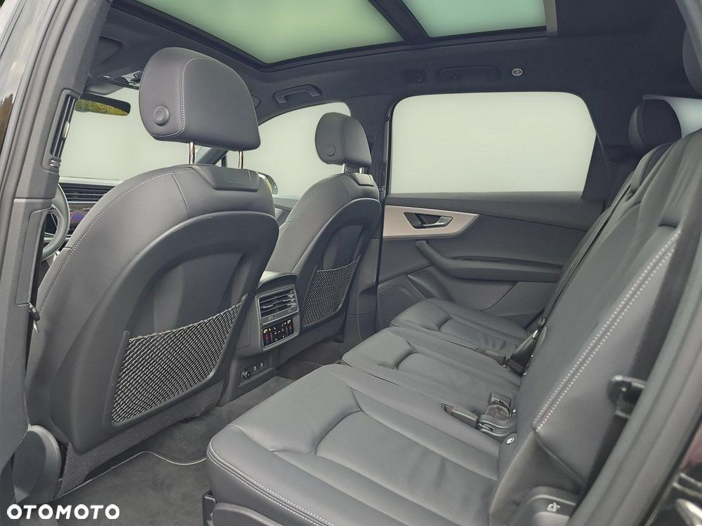 Audi Q7 - 21