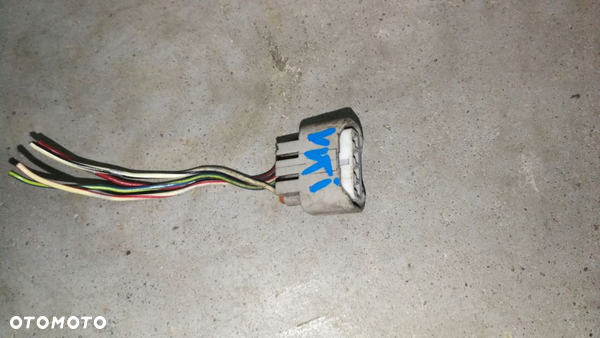 Kostka cewki zapłonowej 1.4 1.6 VVT-i Corolla e12