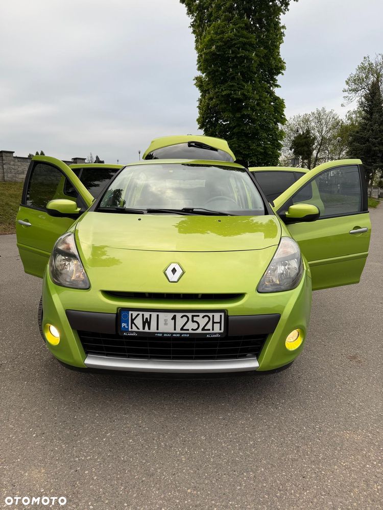 Renault Clio - 8