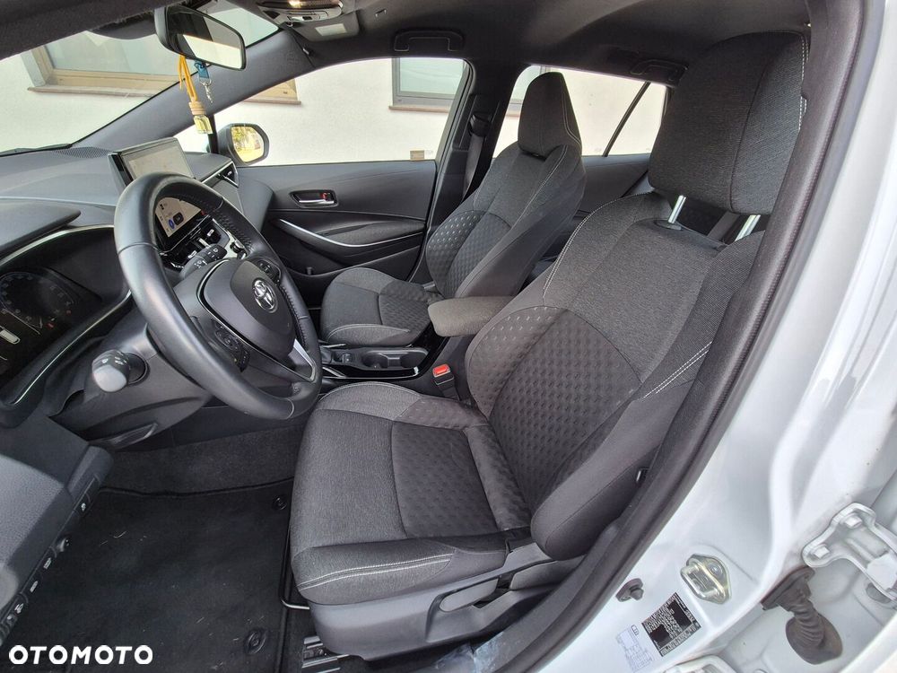 Toyota Corolla 1.8 Hybrid Comfort - 8