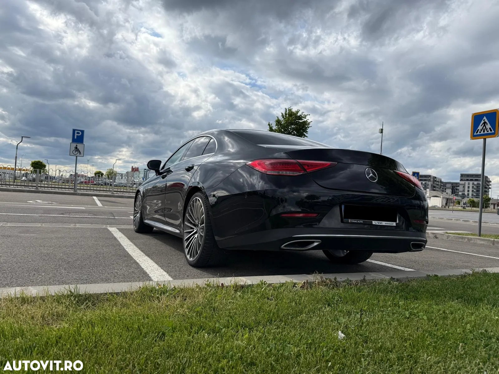 Mercedes-Benz CLS 300 d Aut - 5