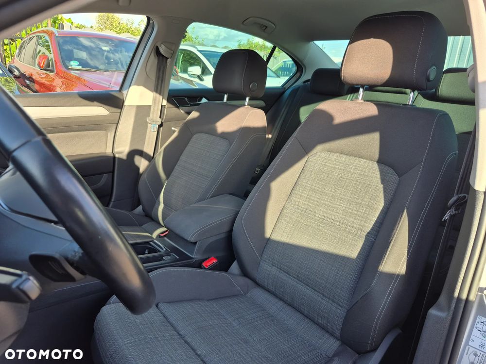 Volkswagen Passat 1.5 TSI EVO Business DSG - 16