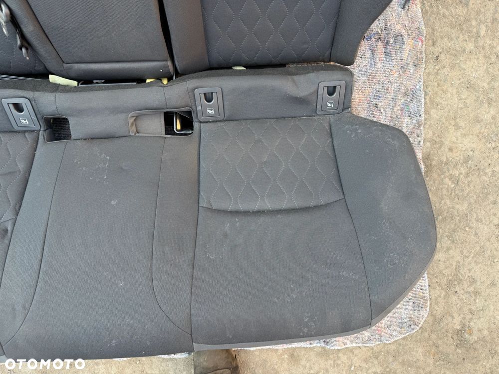 Fotele przód tył kanapa komplet Toyota Corolla Cross 2025r - 2