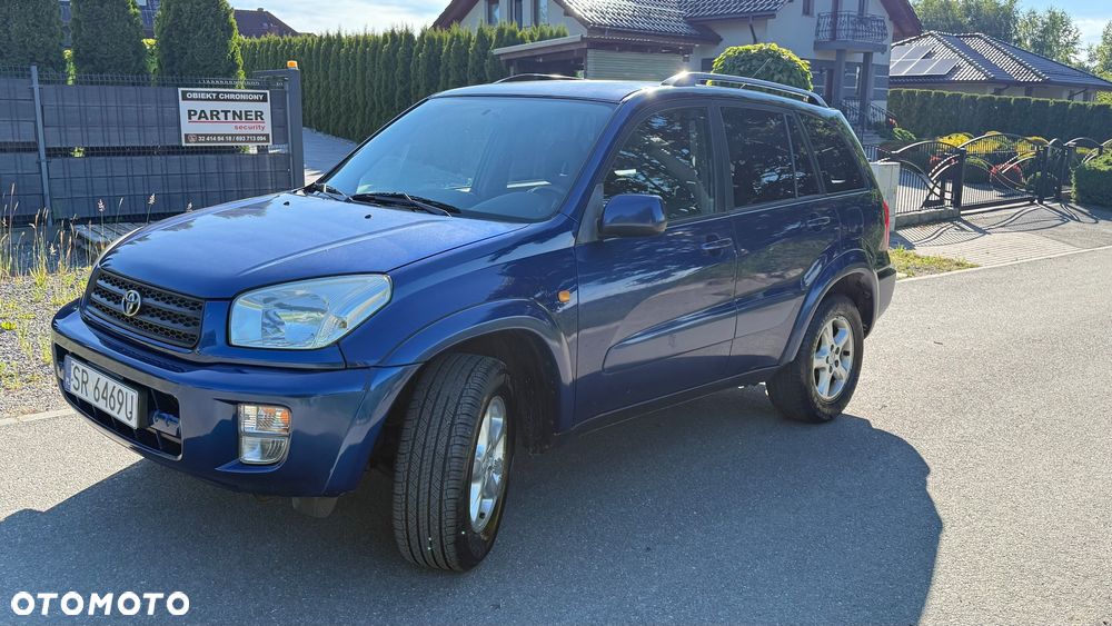 Toyota RAV4 2.0 VVT-i 4x4 - 32