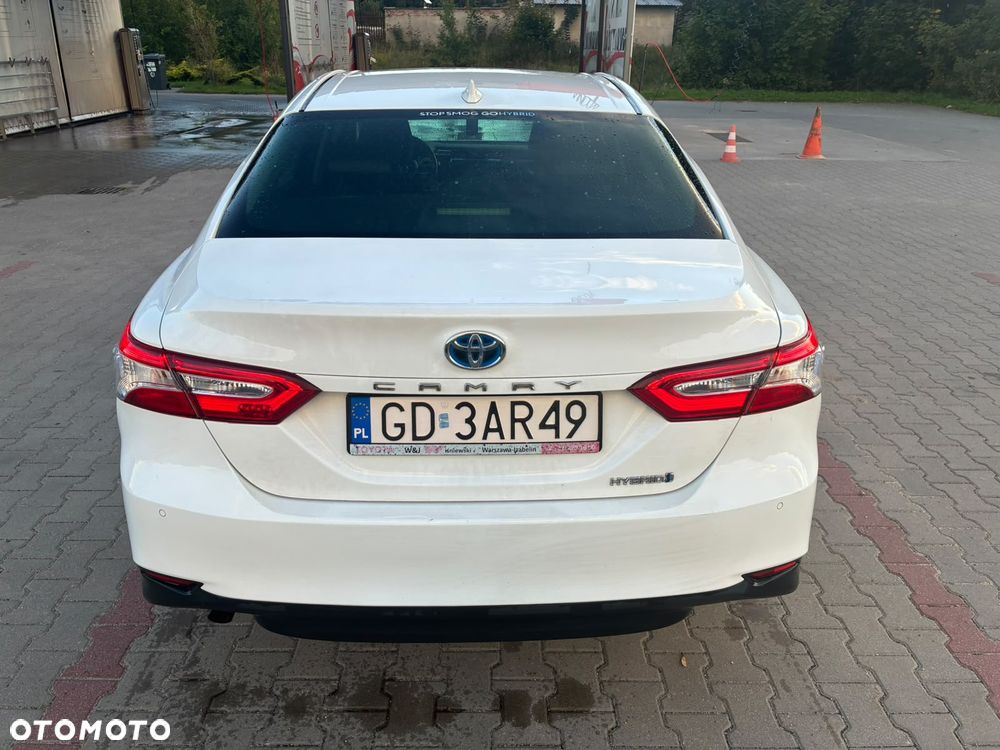 Toyota Camry 2.5 Hybrid Comfort CVT - 8