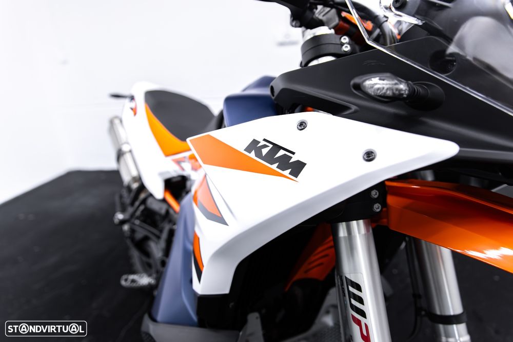 KTM 890 - 5