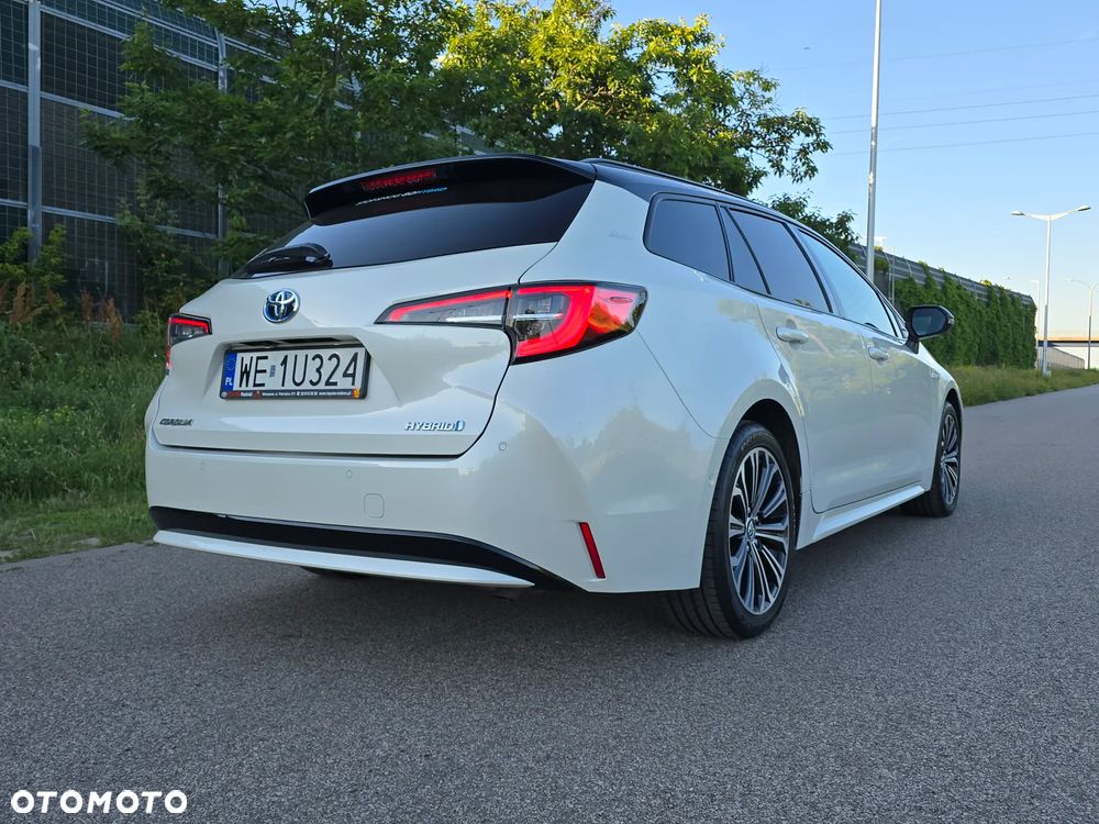 Toyota Corolla 1.8 Hybrid Executive - 3