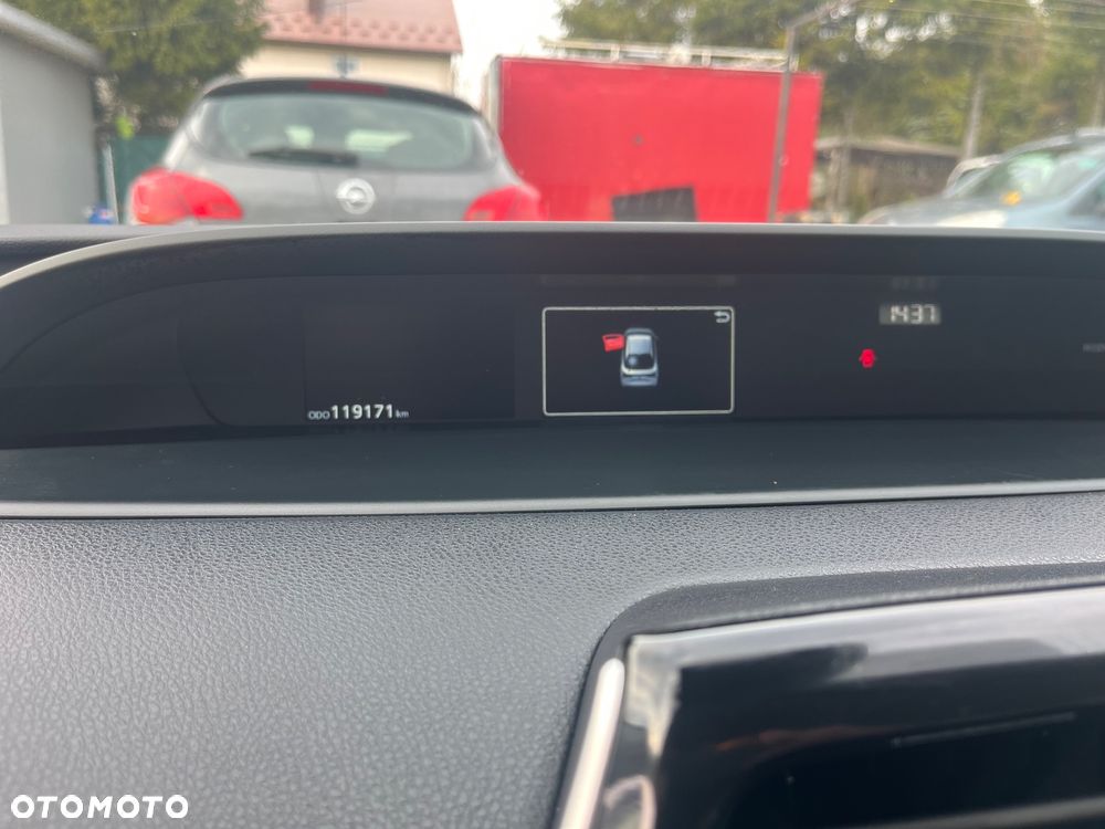 Toyota Prius 1.8 Hybrid Executive - 14