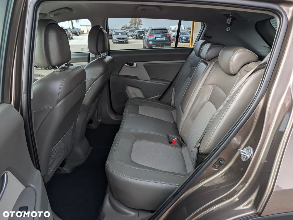 Kia Sportage 1.6 GDI Business Line L 2WD - 37