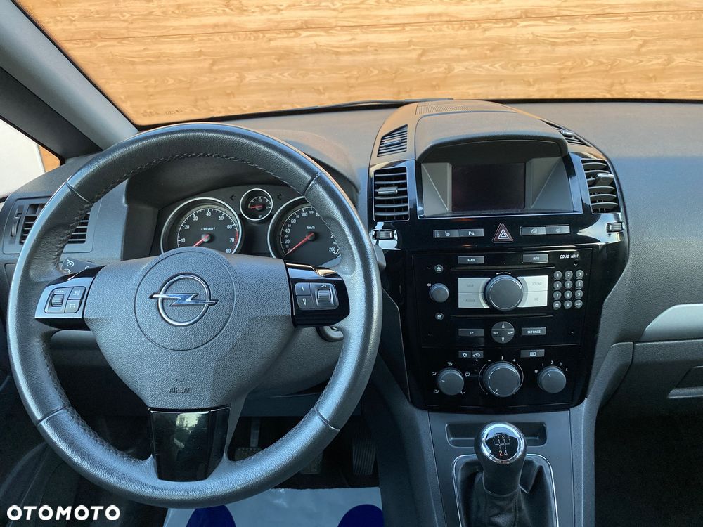 Opel Zafira 1.8 Design Edition - 29
