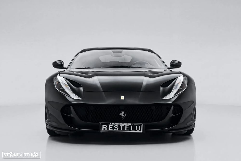 Ferrari 812 Superfast 6.5 V12 - 2