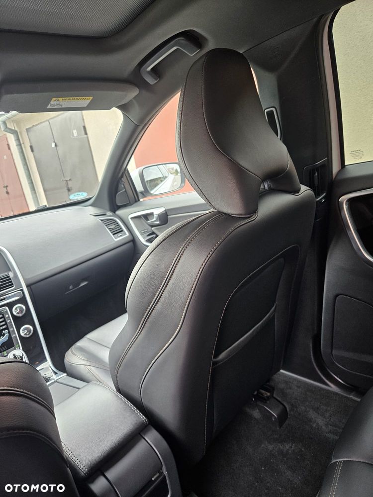 Volvo XC 60 T6 AWD Geartronic Summum - 21