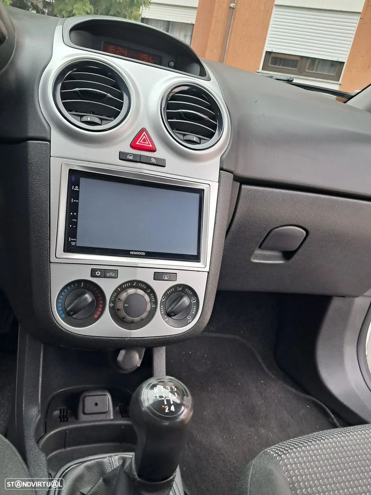 Opel Corsa 1.3 CDTi City - 10