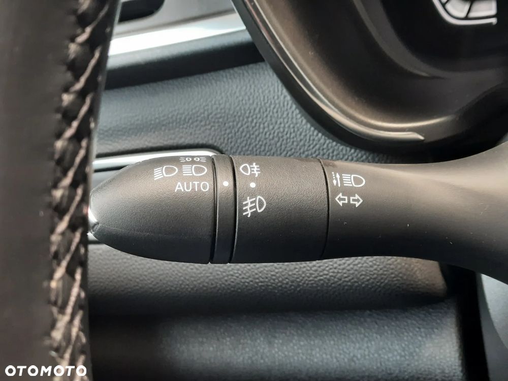 Renault Kadjar 1.3 TCe FAP Black Edition EDC - 27