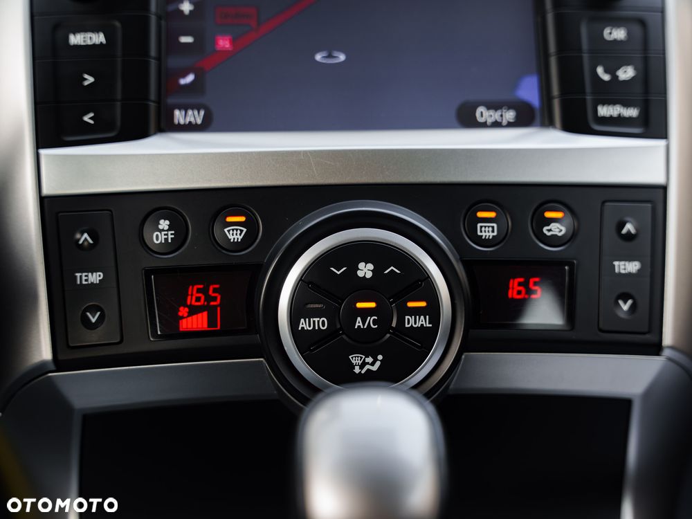 Toyota Verso 1.8 Business Edition 7os MS - 24