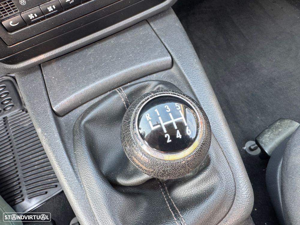 VW Passat Variant 1.9 TDi Confortline 6V - 20