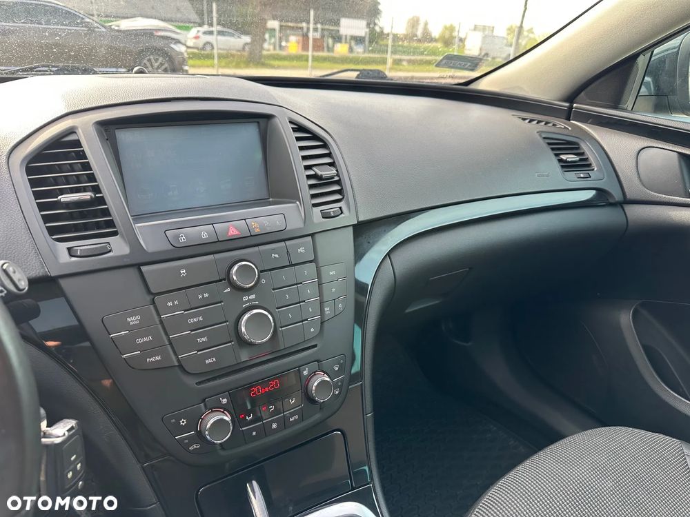 Opel Insignia - 11