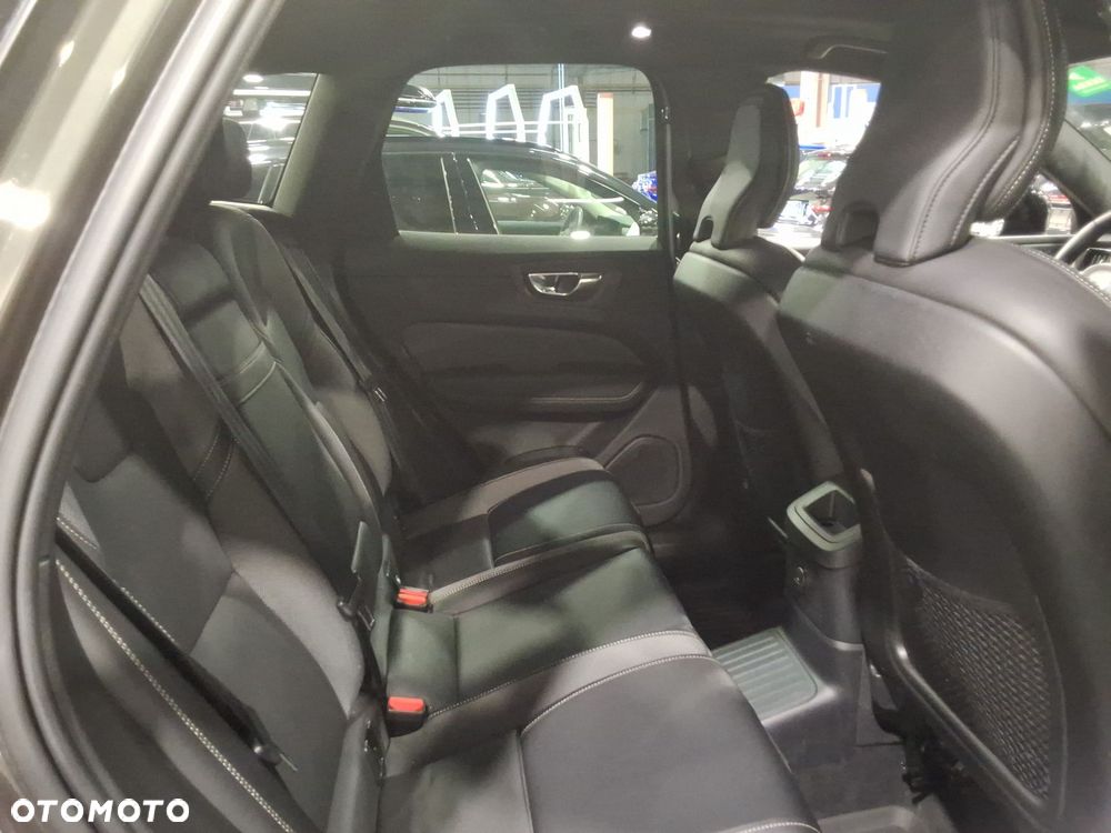 Volvo XC 60 - 6