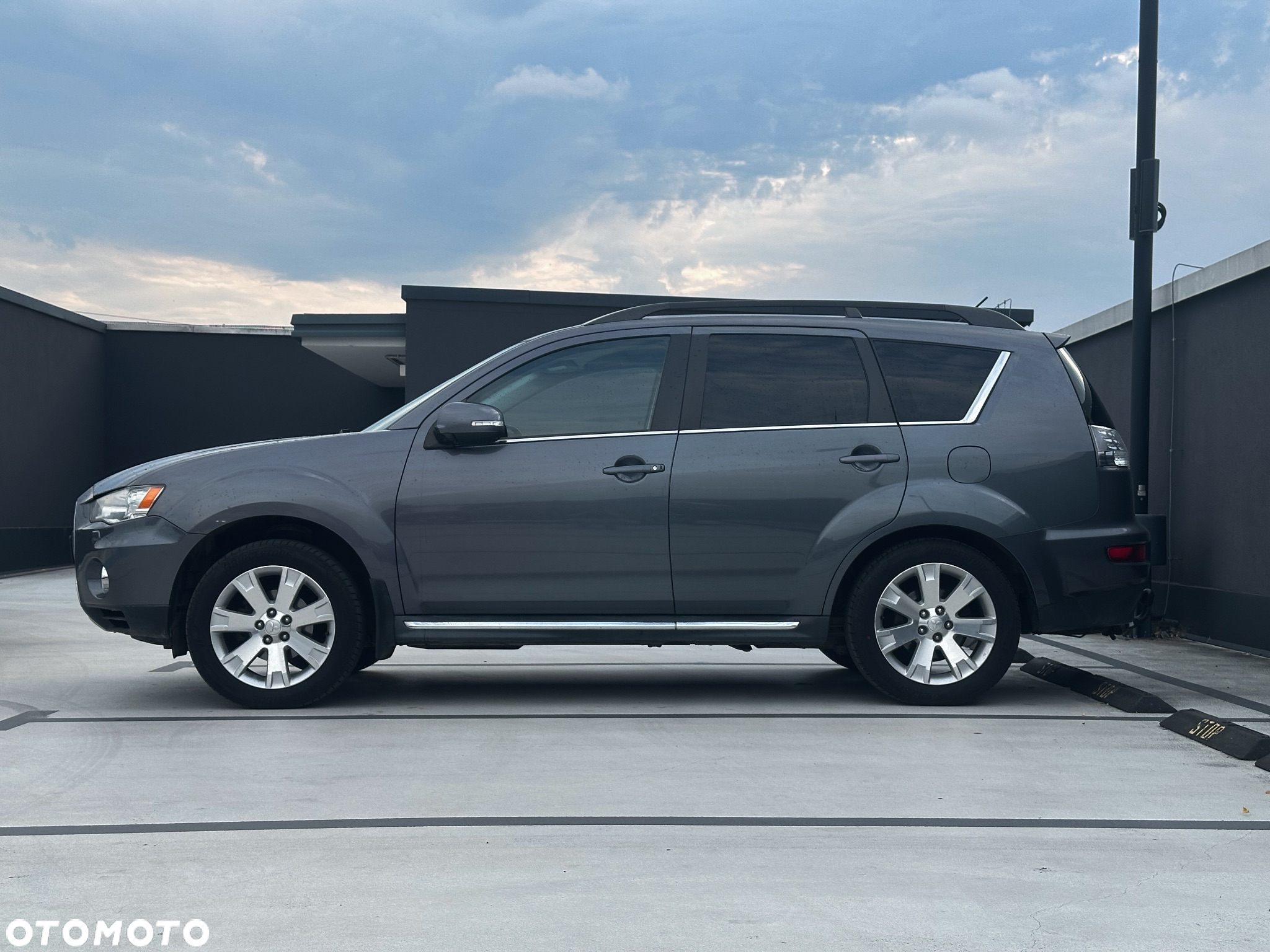 Mitsubishi Outlander 2.2 DI-D 4WD TC-SST Instyle - 5