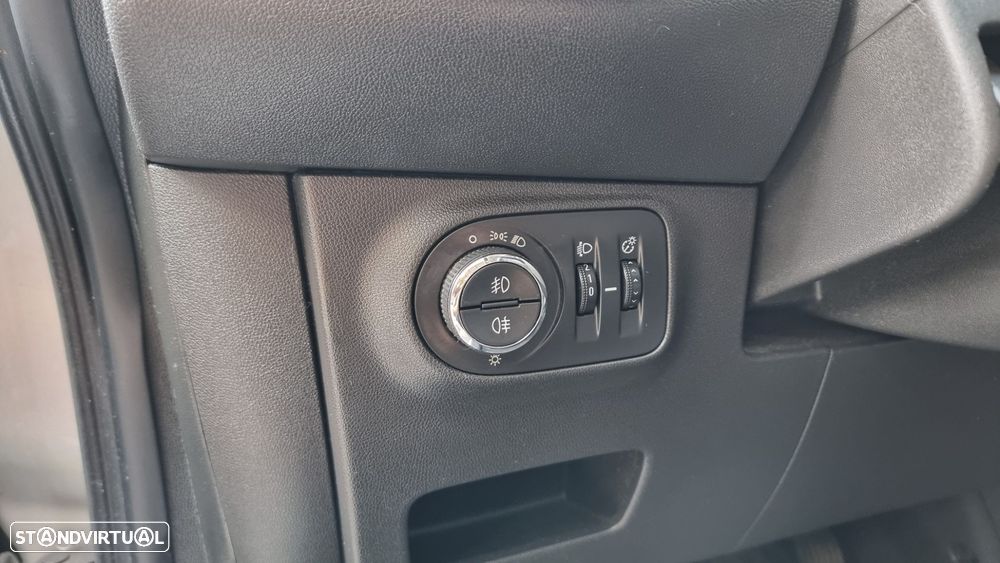 Opel Corsa 1.3 CDTi Enjoy - 17