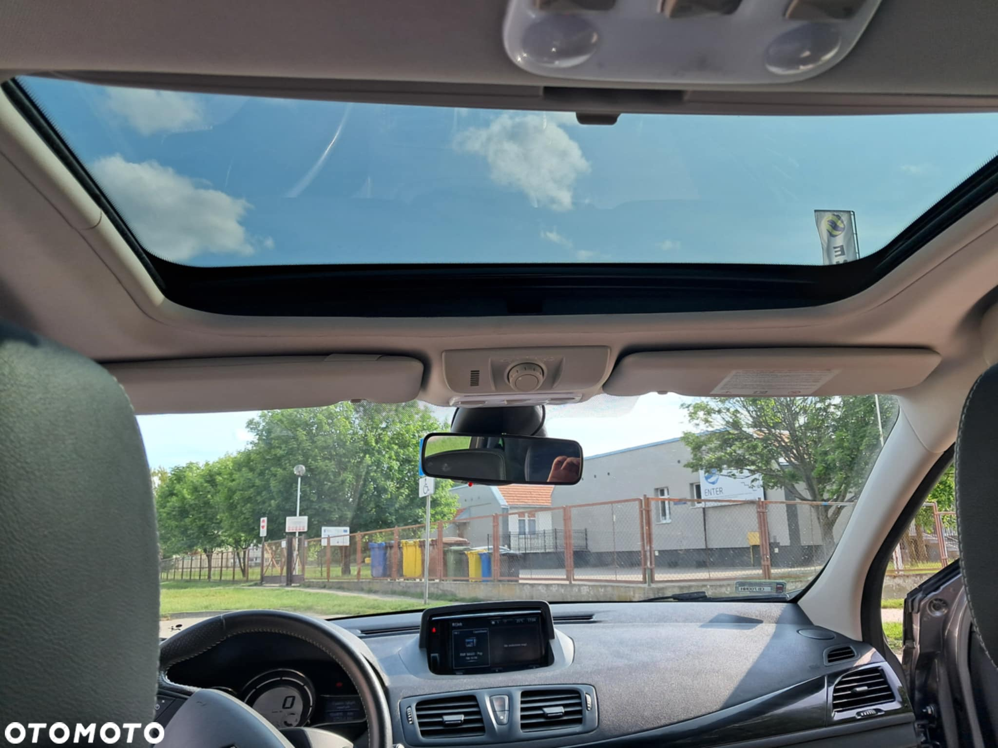 Renault Megane ENERGY TCe 130 BOSE EDITION - 8