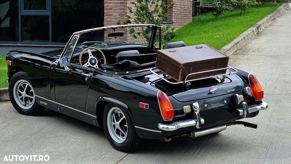 MG Midget - 19