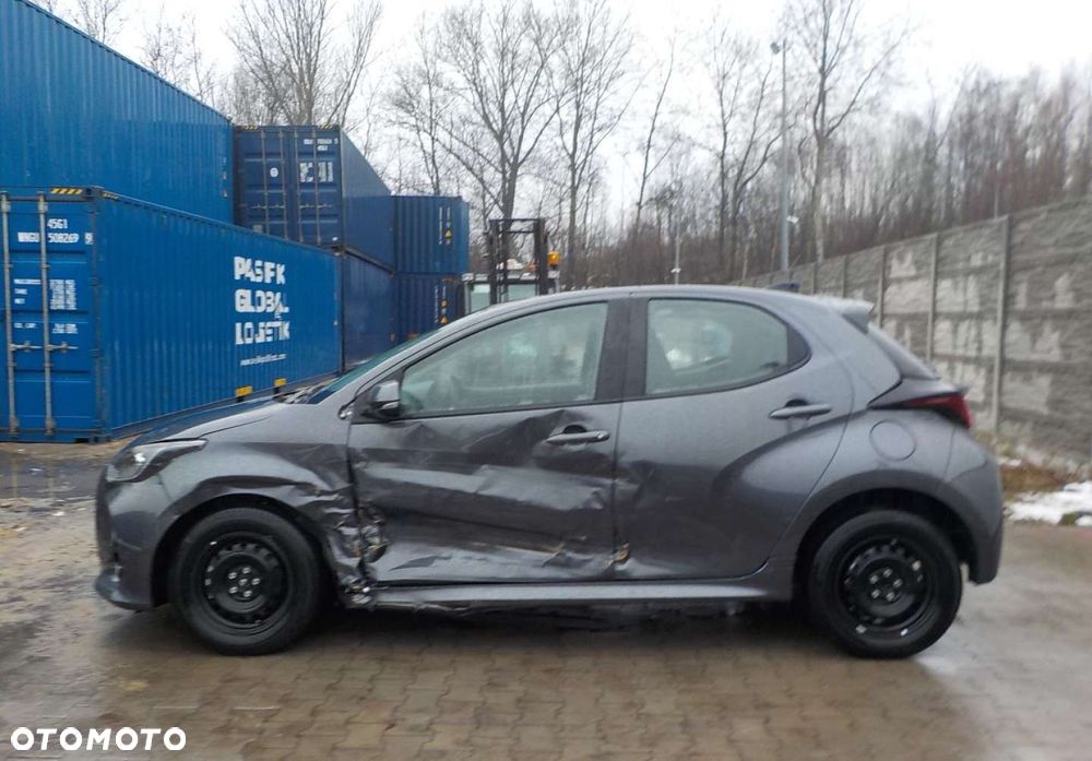 Toyota Yaris - 9