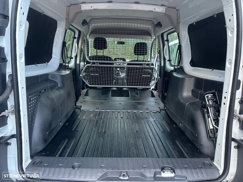 Renault IVA dedutível  Kangoo Maxi GPS 5Lug. Comercial Ligeiro Misto - 24