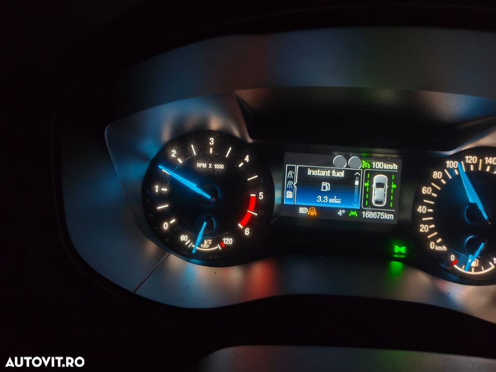 Ford Mondeo 2.0 TDCi Titanium - 12