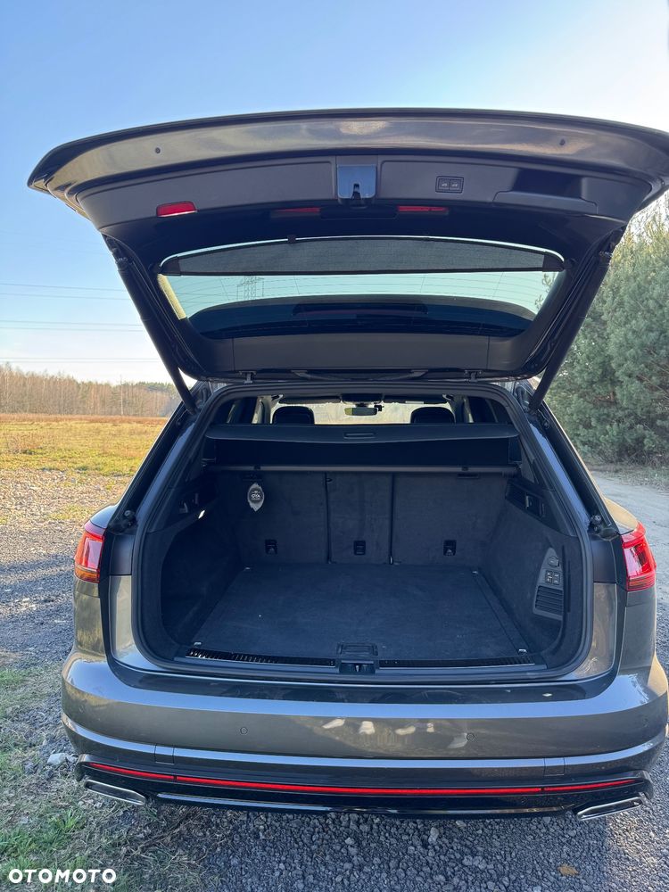 Volkswagen Touareg 3.0 V6 TDI SCR 4Mot R-Line - 14