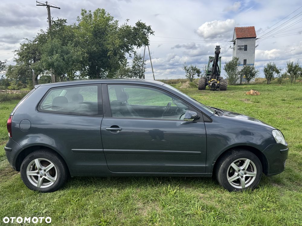Volkswagen Polo - 4