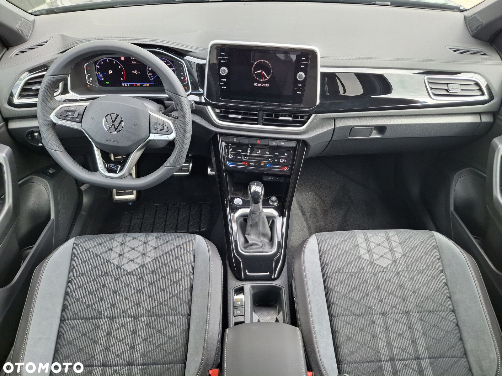Volkswagen T-Roc 1.5 TSI R-Line DSG - 9