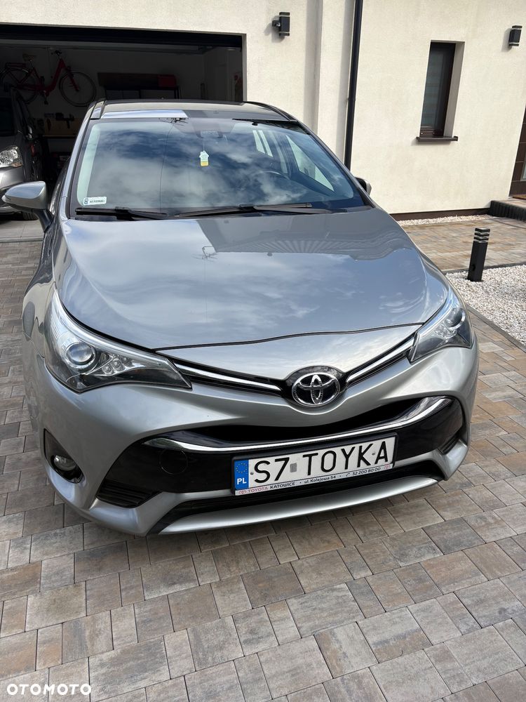 Toyota Avensis 1.6 D-4D Active - 3