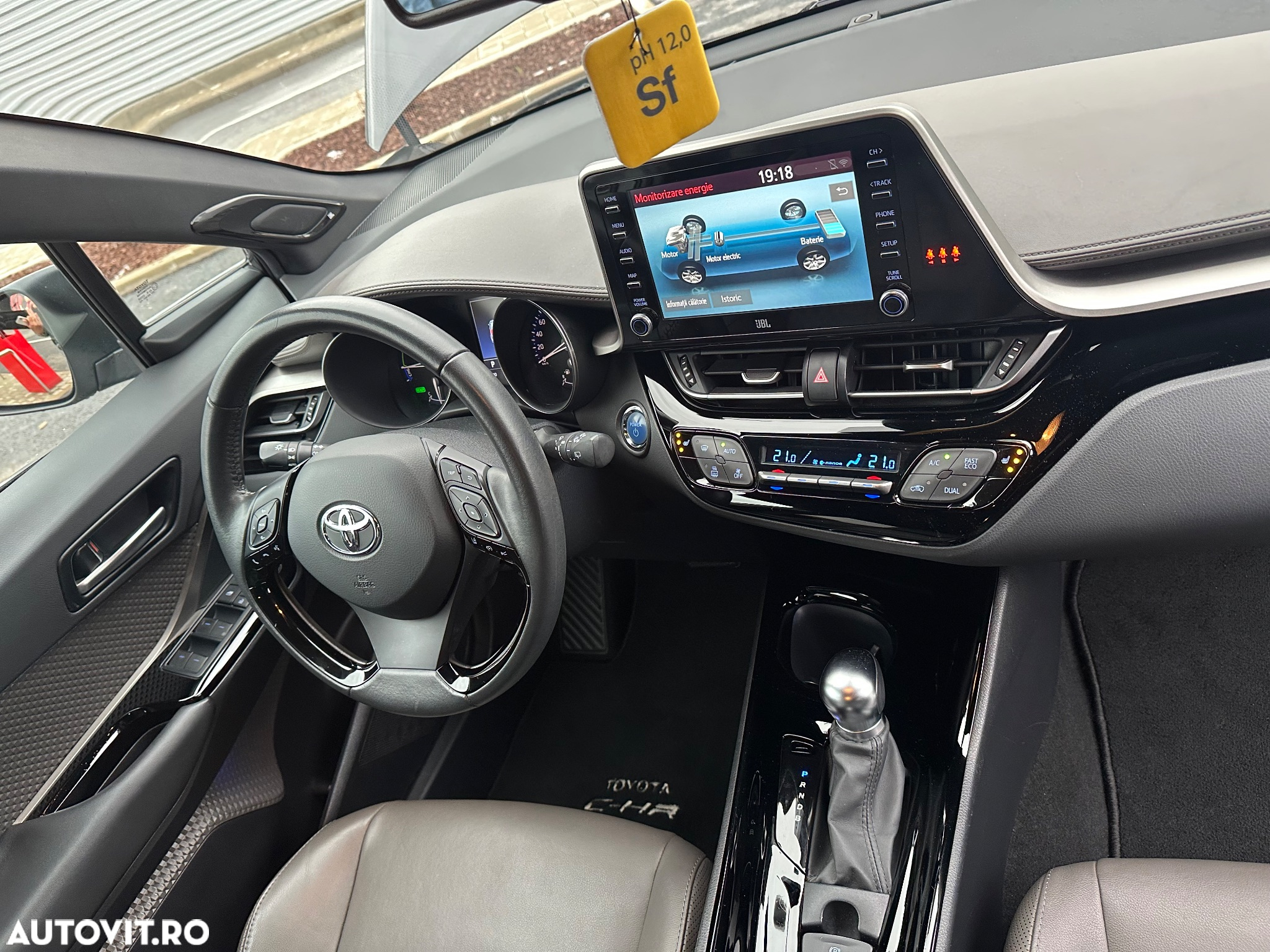 Toyota C-HR 1.8 HSD 122 CP 4x2 CVT Style - 11