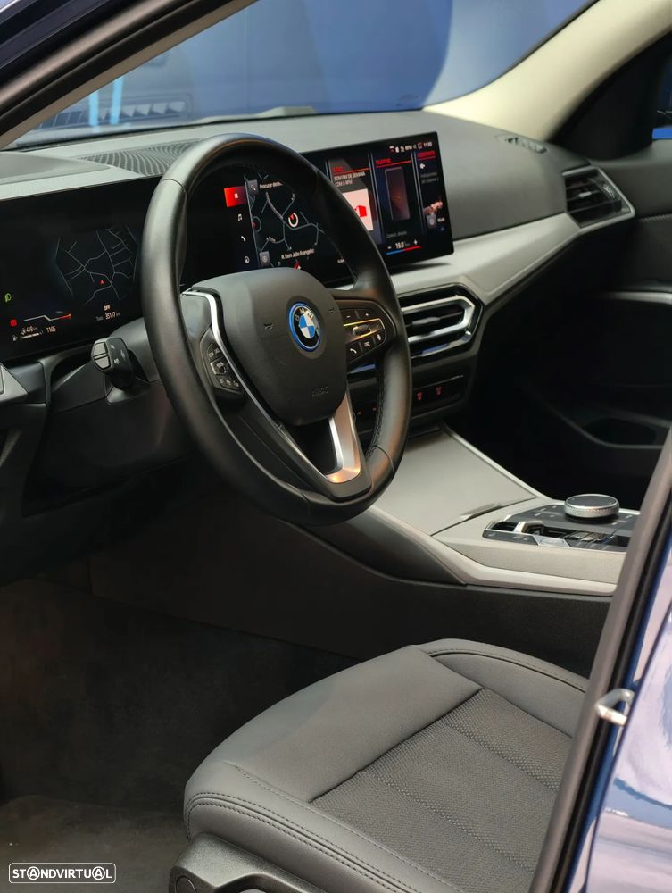 BMW 320 e Aut. Sport Line - 17