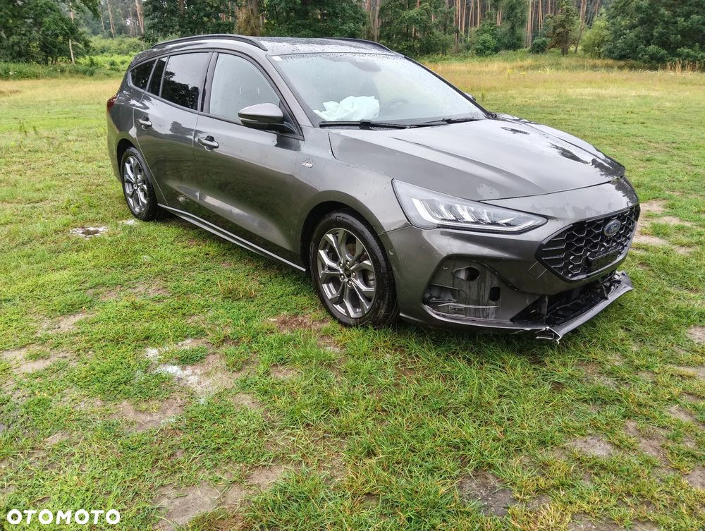 Ford Focus 1.5 EcoBlue Start-Stopp-System ST-LINE STYLE - 2