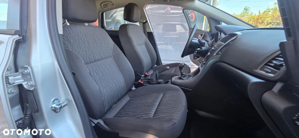 Opel Astra 1.4 111 - 32