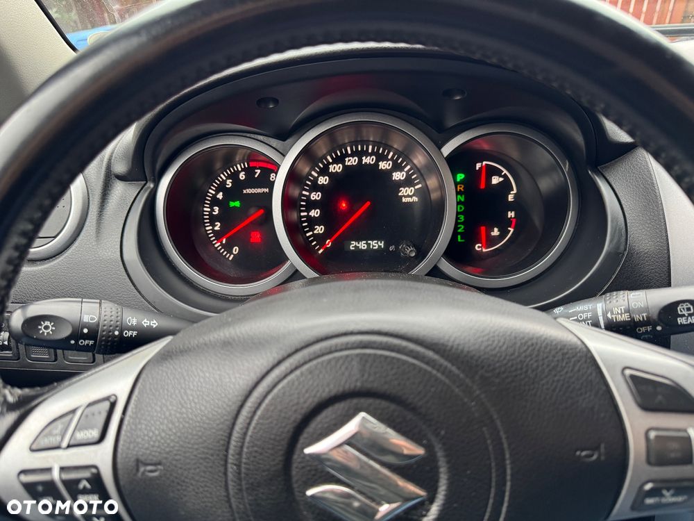 Suzuki Grand Vitara 2.0 Automatik Comfort Limited - 32