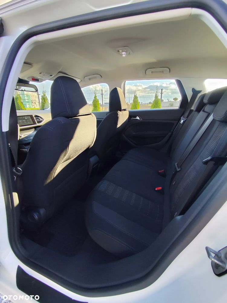 Peugeot 308 PureTech 130 Active Pack - 12