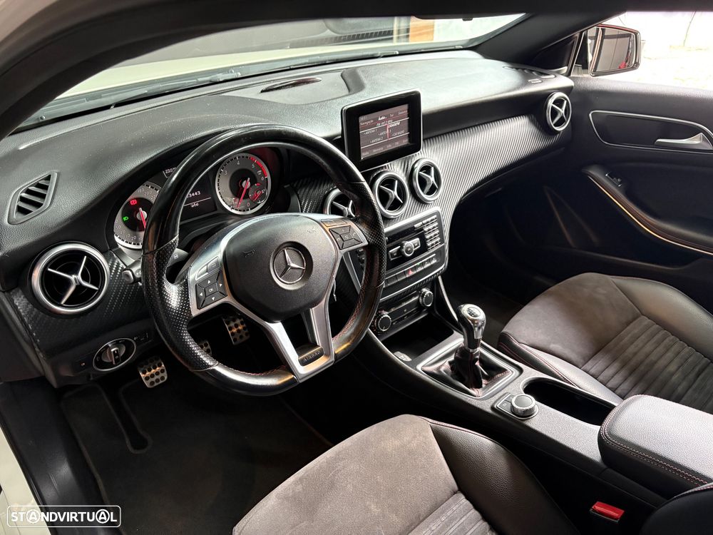 Mercedes-Benz A 200 CDI AMG Line - 15