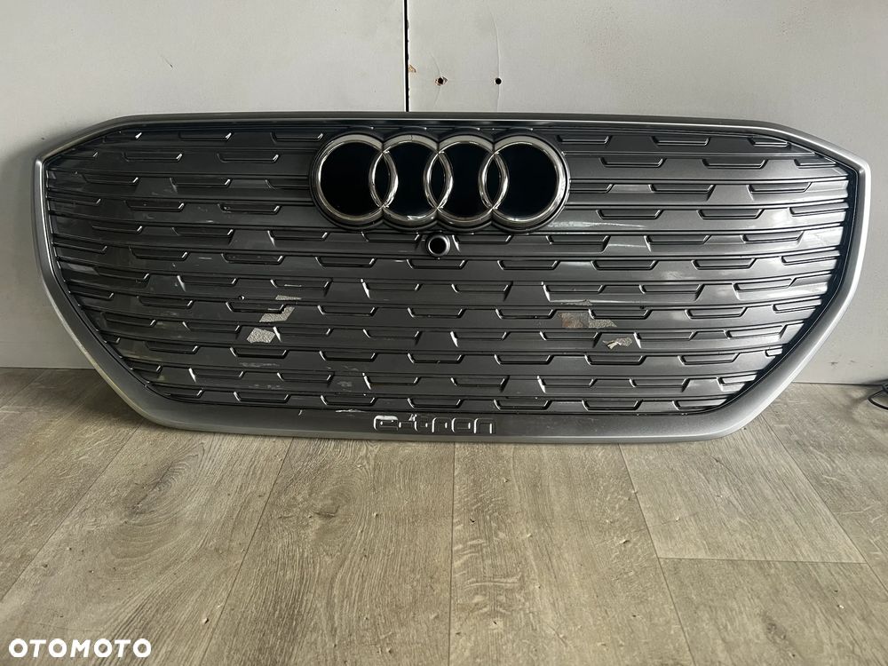 GRILL ATRAPA AUDI Q4 AUDI Q4 E-TRO WZMOCNIENIE ATRAPA STELAZ 89A807233  89A E-TRON 2020-> 89A853651A CENA W OPISIE - 2