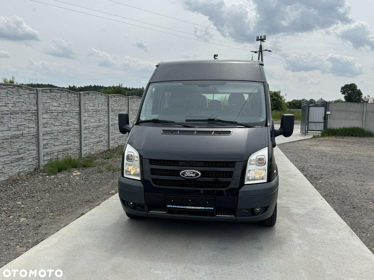 Ford Transit - 24