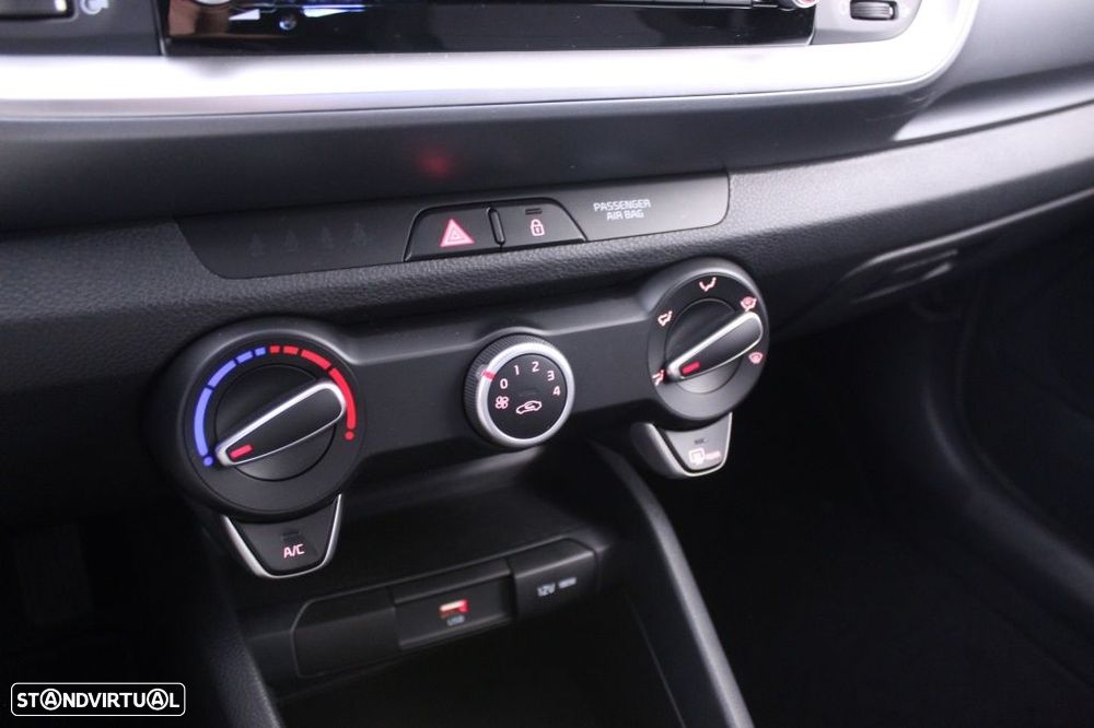 Kia Stonic 1.2 Dynamic - 30