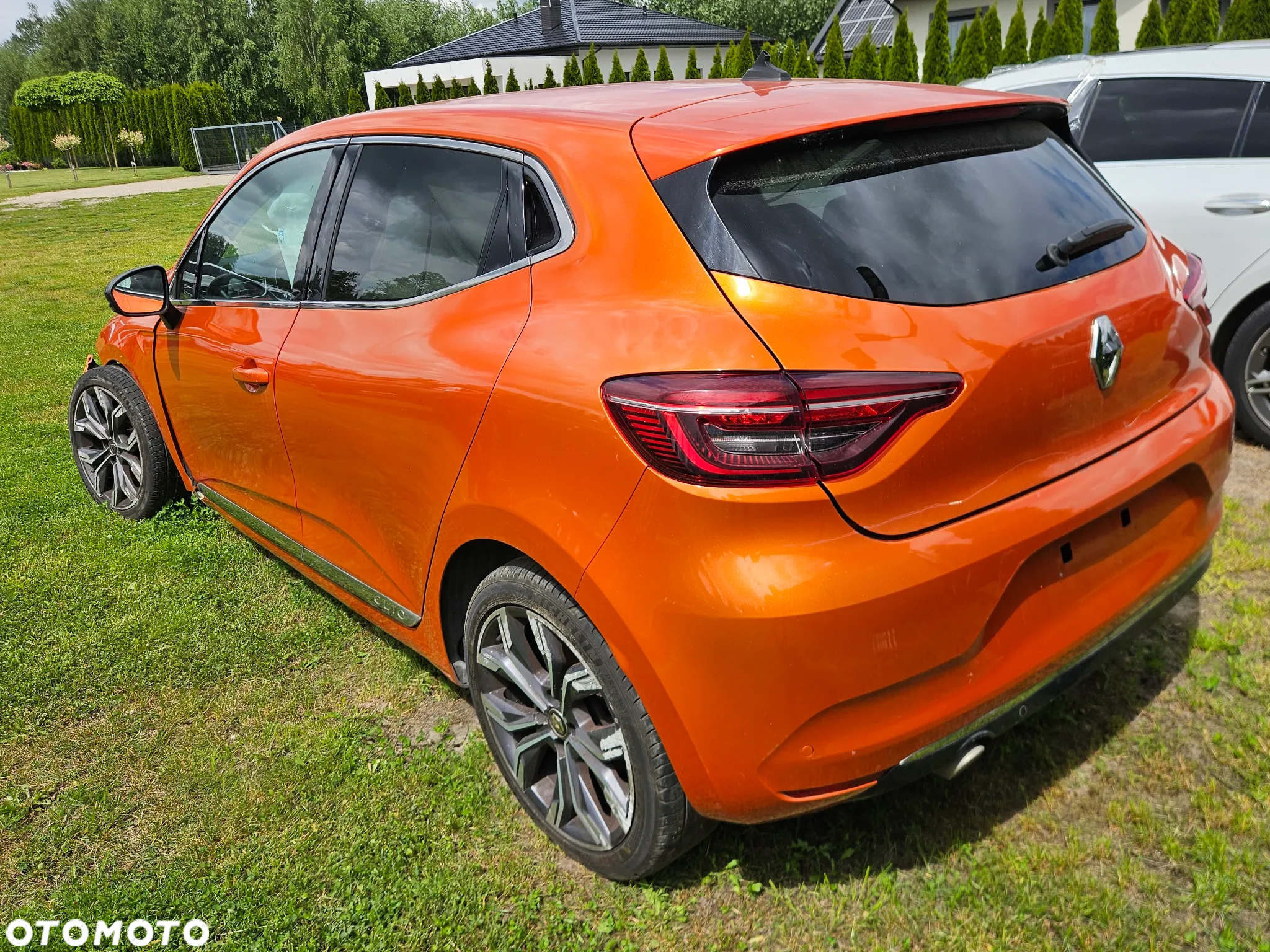 Renault Clio 1.3 TCe Intens EDC - 4
