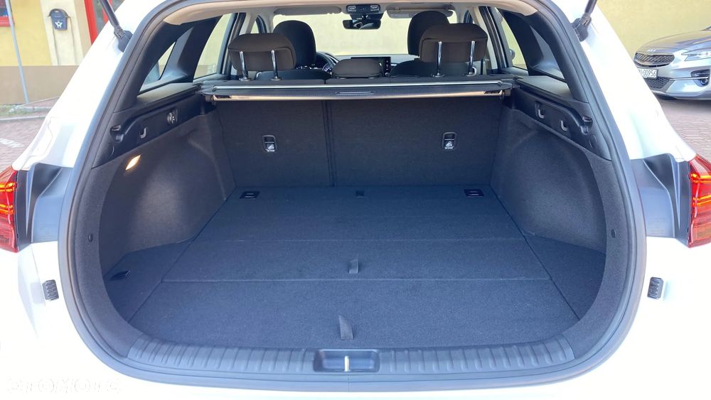 Kia Ceed - 13