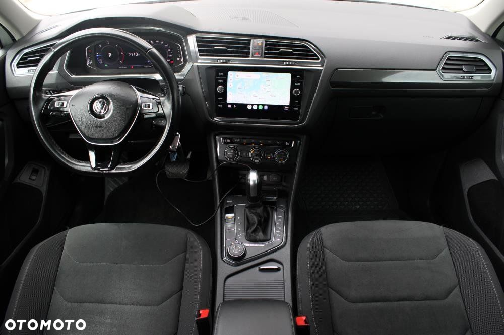 Volkswagen Tiguan - 9