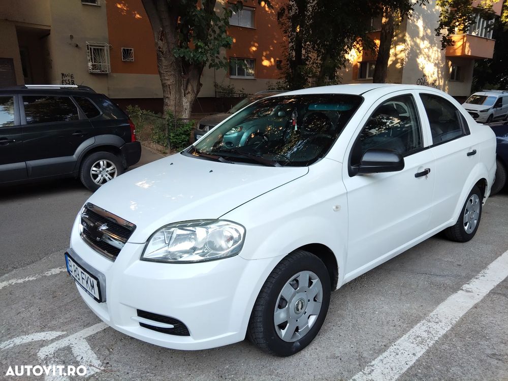 Chevrolet Aveo - 12