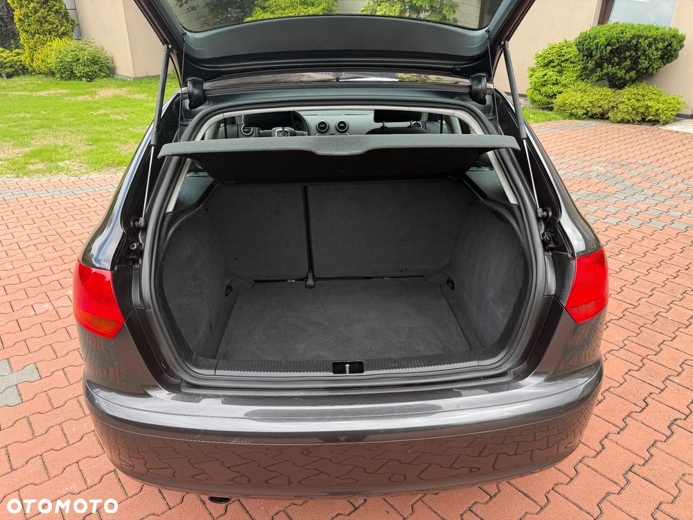 Audi A3 Sportback 1.6 Attraction - 15