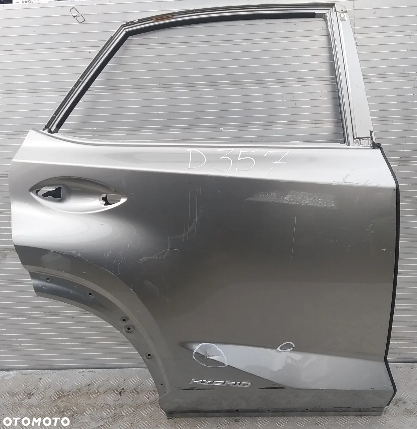 C641/D357 LEXUS NX NX300H NX200T 2015 PRAWE TYŁ - 2